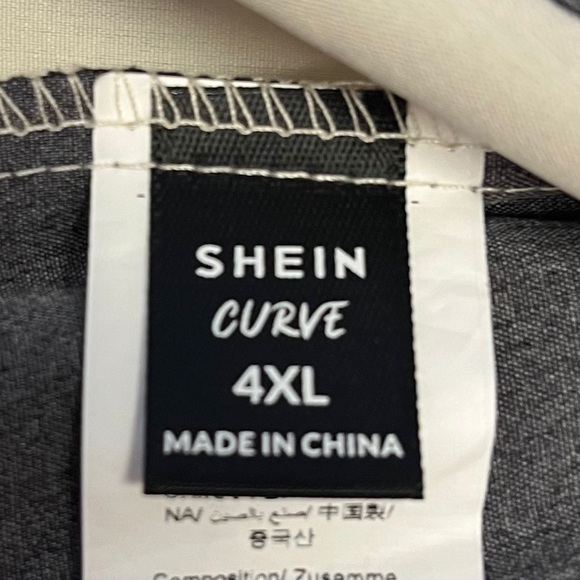 SHEIN curve plus size printed top blouse ivory black size 4XL - Picture 5 of 6